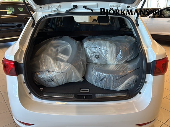 Toyota Avensis 14 of 14