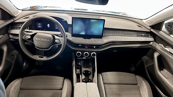 Skoda Superb 10 of 12