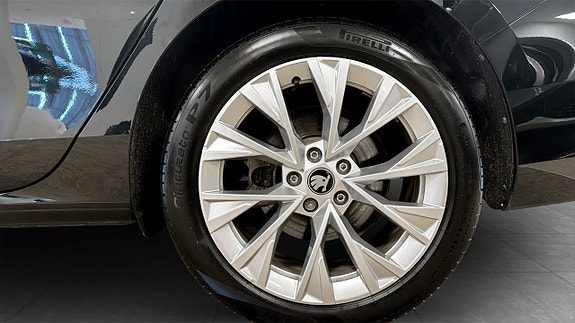 Skoda Superb 6 of 12