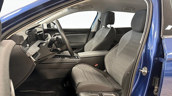Skoda Superb 8 of 12