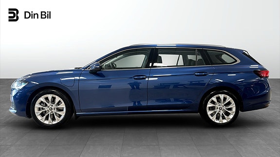 Skoda Superb 2 of 12