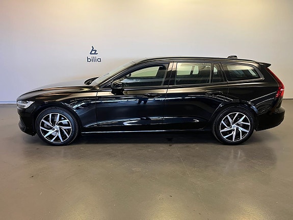 Volvo V60 2 of 5