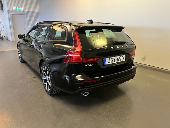 Volvo V60 3 of 5