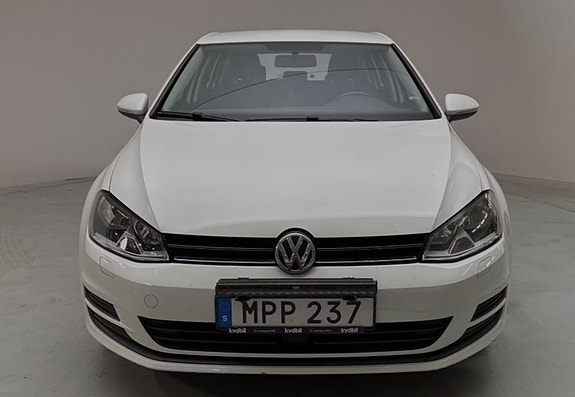 Volkswagen Golf VII 4 of 5