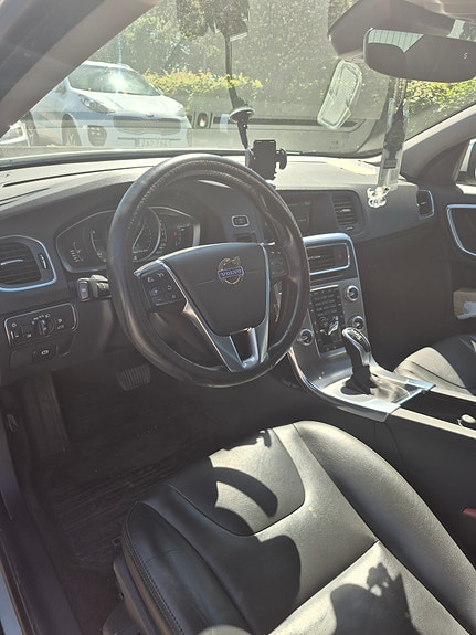 Volvo S60 3 of 8