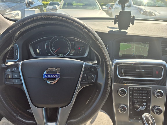 Volvo S60 5 of 8