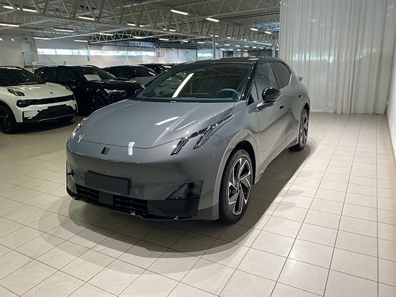 Lynk & Co 02 2 of 5