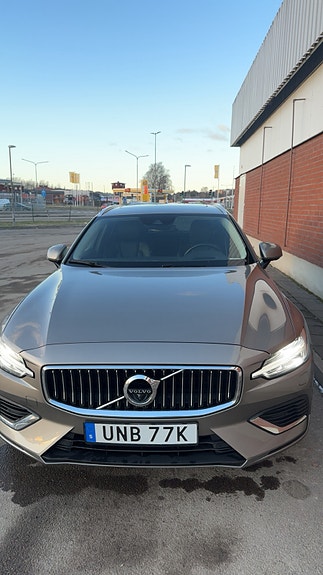 Volvo V60 5 of 7
