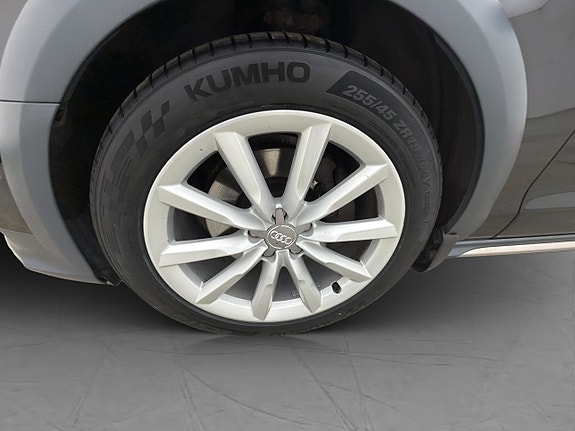 Audi A6 allroad 29 of 30