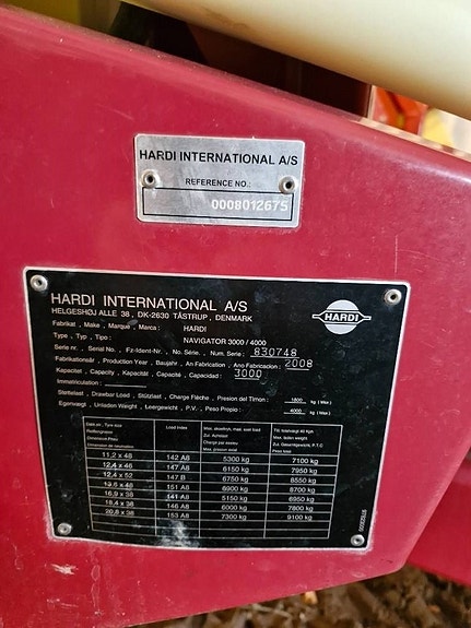 Hardi Navegator 3000 2 of 2