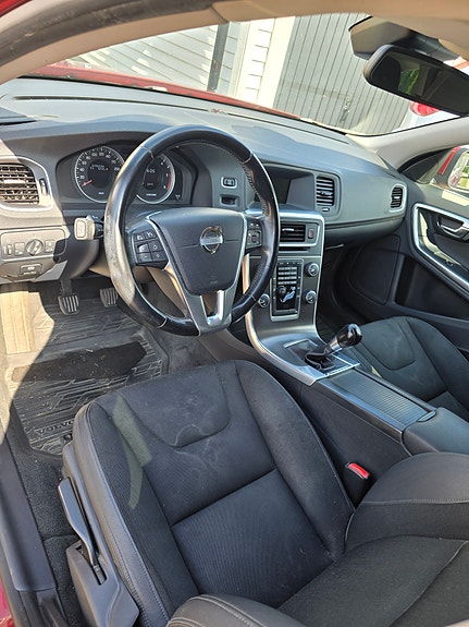 Volvo V60 7 of 11