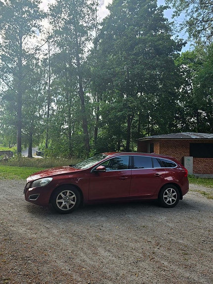Volvo V60 6 of 11