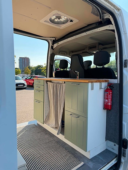 Opel Movano 4 of 12