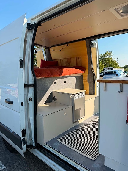 Opel Movano 7 of 12