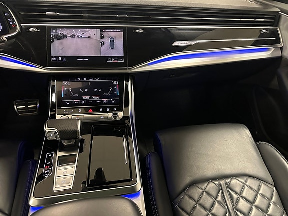 Audi Q8 11 of 15