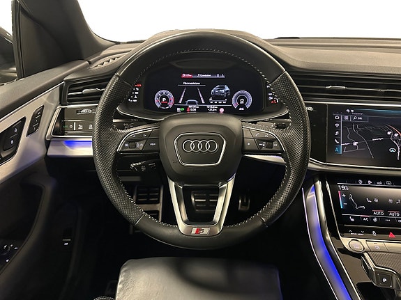 Audi Q8 14 of 15