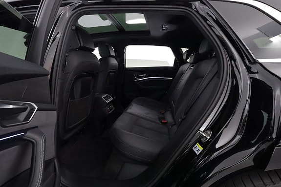Audi Q8 e-tron 12 of 30