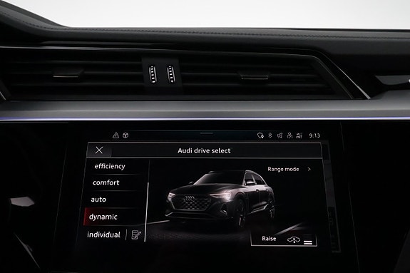 Audi Q8 e-tron 20 of 30