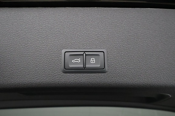 Audi Q8 e-tron 30 of 30