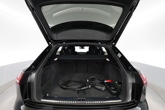 Audi Q8 e-tron 29 of 30