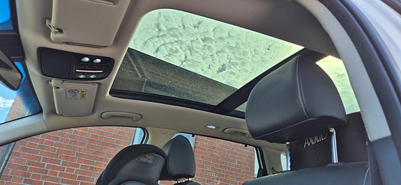 Kia Sorento 4 of 5
