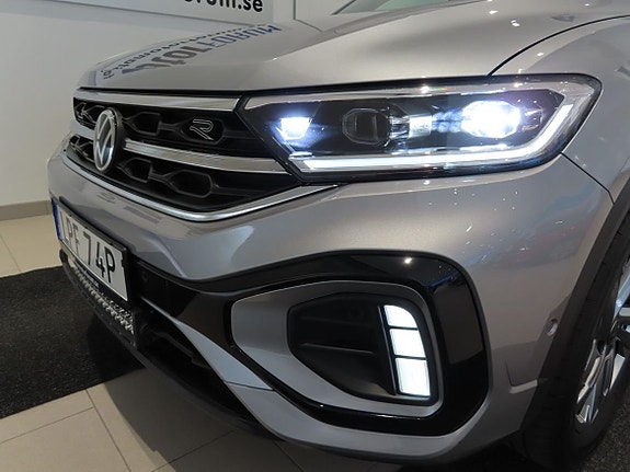 Volkswagen T-Roc 4 of 5