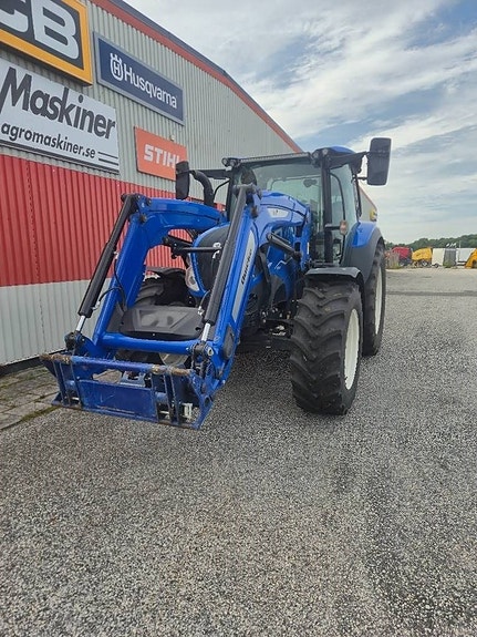 New Holland T 5.120 Dynamic Command 3 of 6