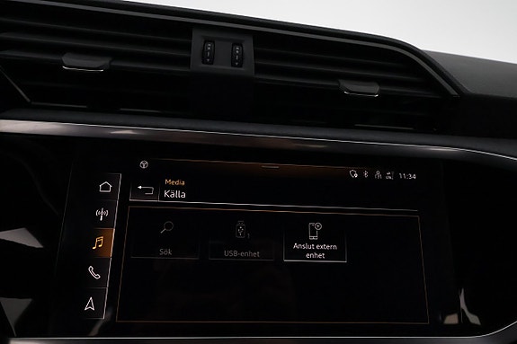 Audi Q3 21 of 27