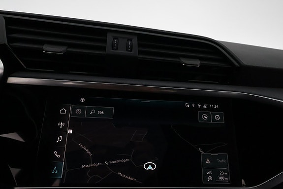 Audi Q3 20 of 27