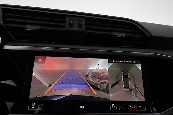 Audi Q3 18 of 27