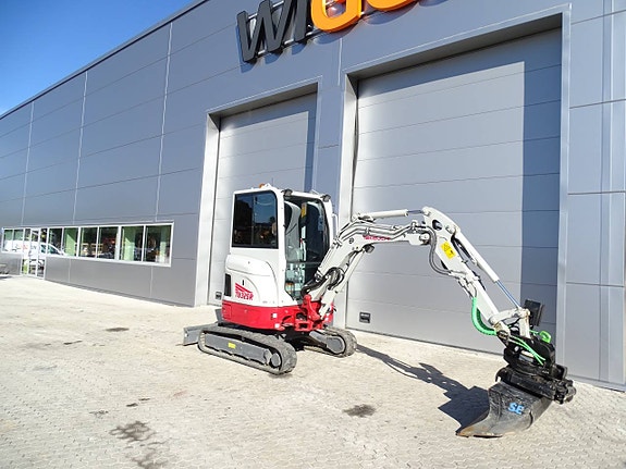 Takeuchi TB325R / Steelwrist X04 / Grip / S40 3 of 6