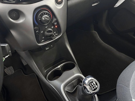Toyota Aygo 18 of 19