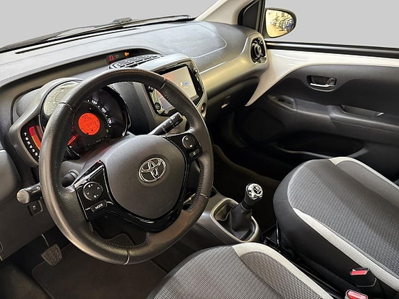 Toyota Aygo 14 of 19