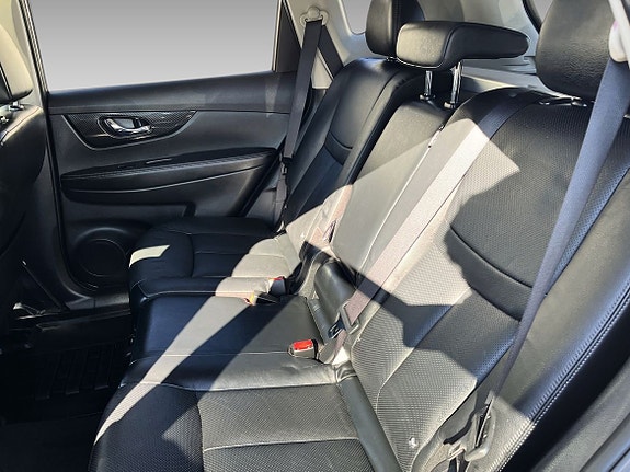 Nissan X-Trail 11 of 19