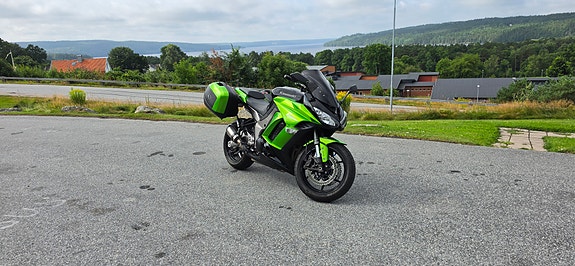 Kawasaki Ninja Z1000SX Touring ABS (med väskor) 6 of 8