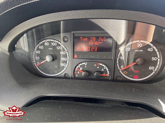 TEC V 640 *Långbäddar *Truma *Markis 17 of 21