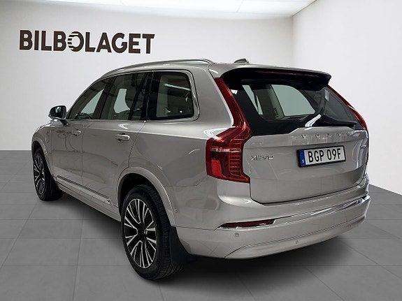 Volvo XC90 3 of 5