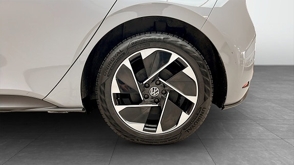 Volkswagen ID.3 6 of 15