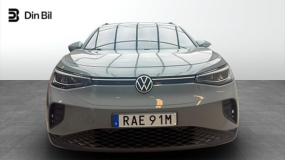 Volkswagen ID.4 4 of 5