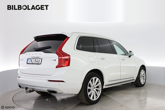 Volvo XC90 4 of 5