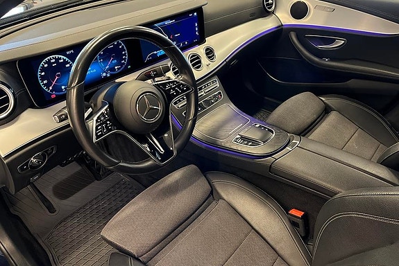 Mercedes-Benz E300 19 of 20