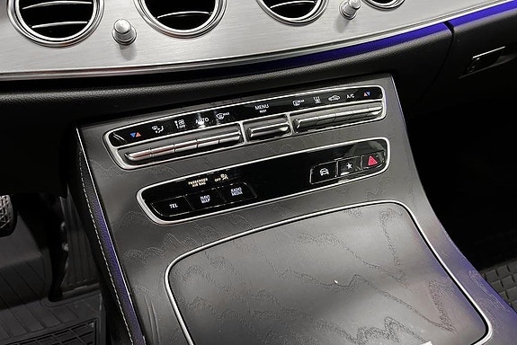 Mercedes-Benz E300 13 of 20