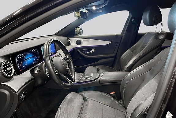 Mercedes-Benz E300 8 of 20
