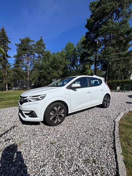Dacia Sandero 2 of 5