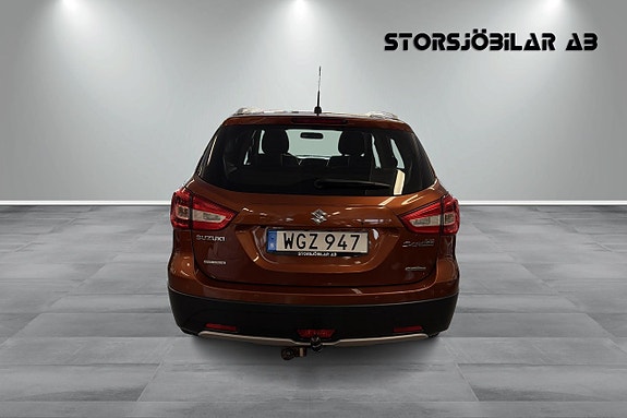 Suzuki S-Cross 4 of 5