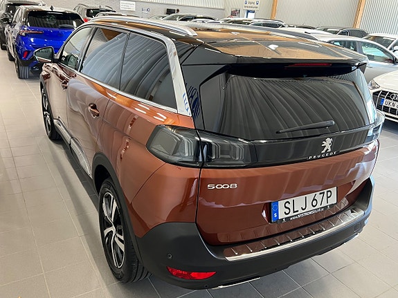 Peugeot 5008 4 of 5