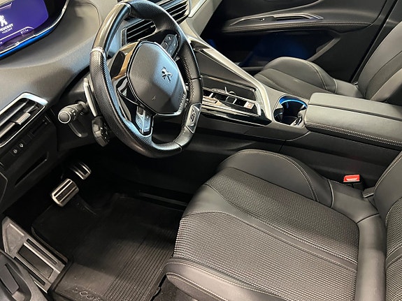 Peugeot 5008 5 of 5