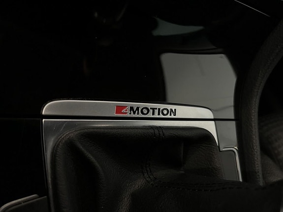 Volkswagen Golf VII 23 of 23