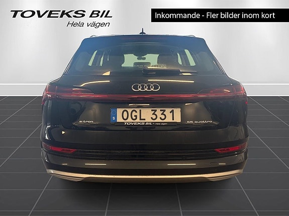 Audi e-tron 3 of 24