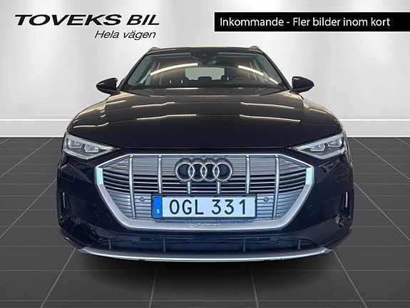Audi e-tron 7 of 24